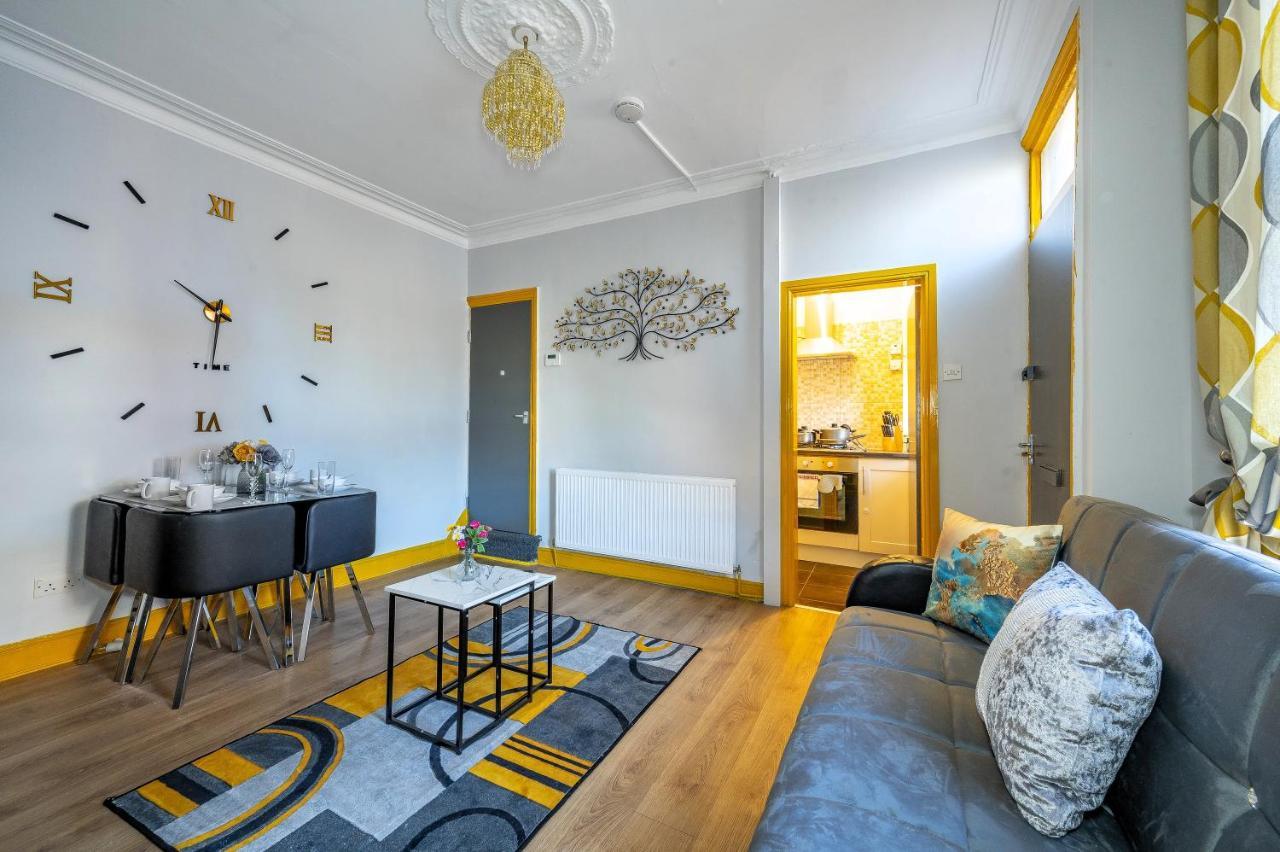 *1Es* For Your Most Relaxed & Cosy Stay + Free Parking + Free Fast Wifi * Leeds  Extérieur photo